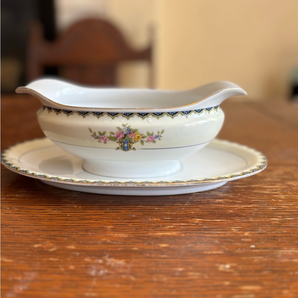 Noritake antique china White Porcelain Gravy Boat with Floral Accent-Romeo style